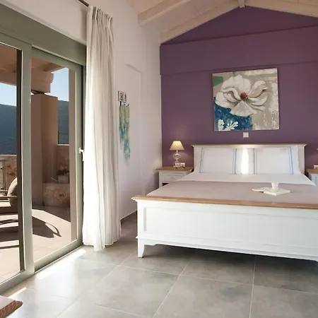 Hotel Omorfia Mit Pool Und Tennisplatz In